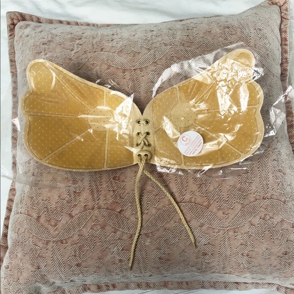 NWT sticky bra, size C - Picture 3 of 3